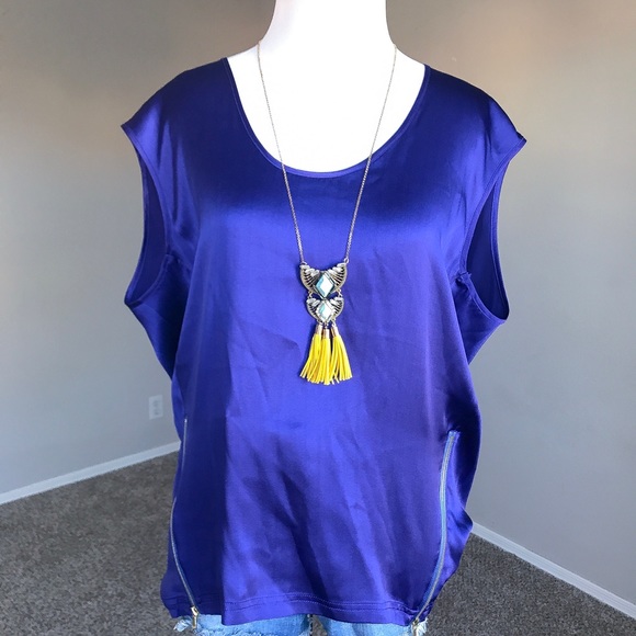 {7 For All Mankind} Silk Blouse - Picture 3 of 8